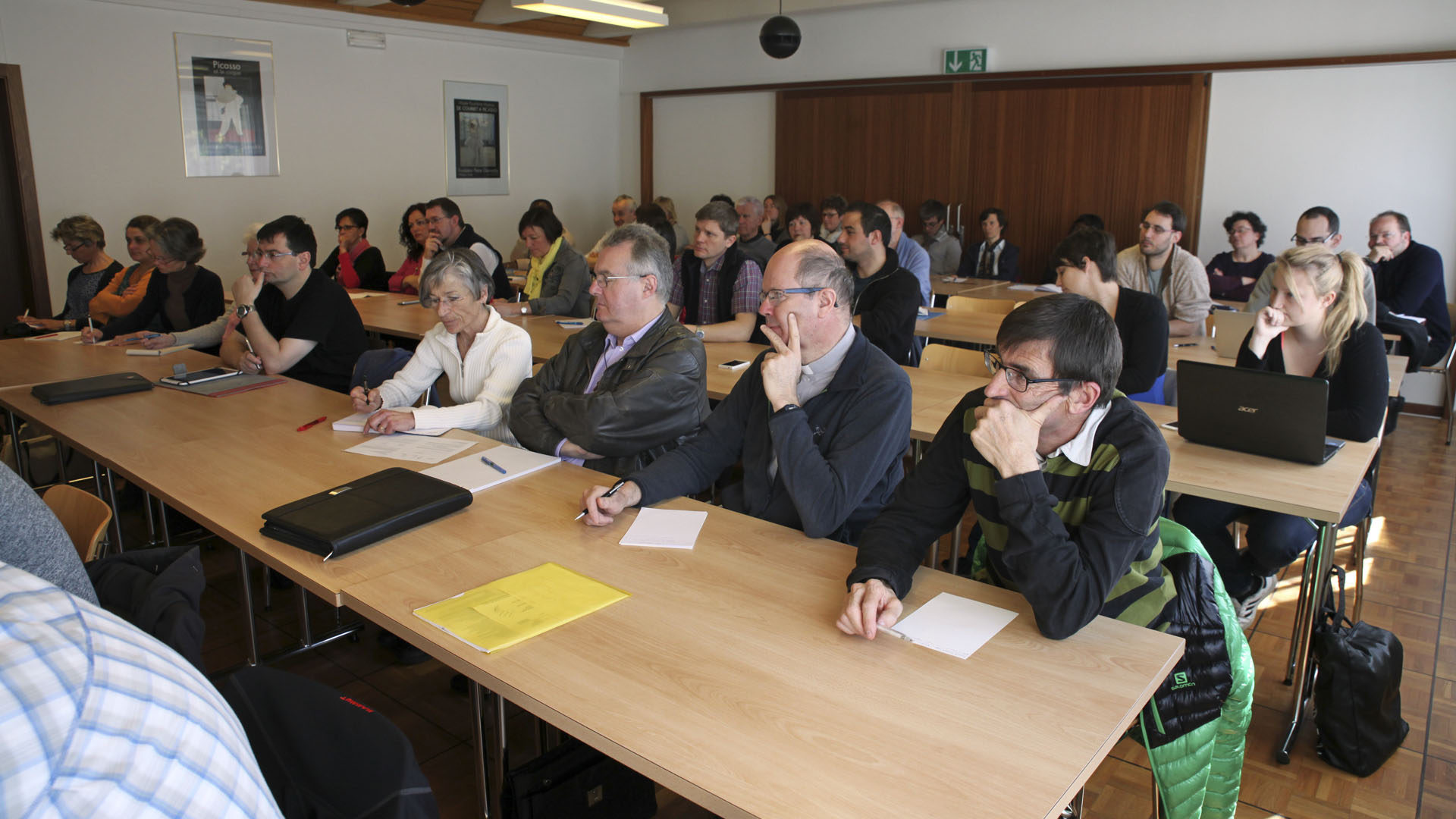 Sion le 27 avril 2016. Notre-Dame du Silence. Les représentants des secteurs francophones du diocèse de Sion assistent à la présentation des orientations de la catéchèse paroissiale. (Photo: Bernard Hallet)